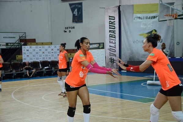 Arlene vai dipsutar a 22ª superliga da carreira Foto: Marina Beppu